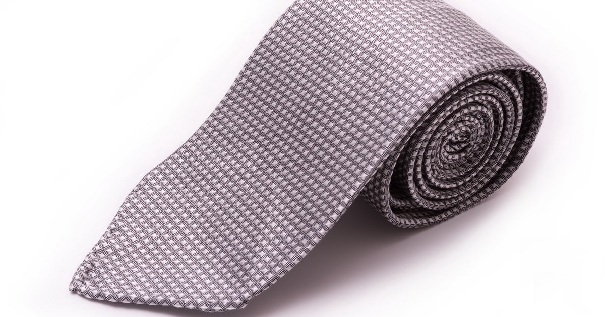 Silver and Black Diamond Waffle Micropattern Silk Tie- Fort Belvedere