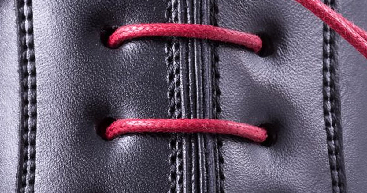 Red Shoelaces Round - Waxed Cotton Dress Shoe Laces Luxury by Fort Belvedere Gentleman's Gazette Red Shoelaces Round - Waxed Cotton Dress Shoe Laces Luxury by Fort Belvedere Gentleman's Gazette