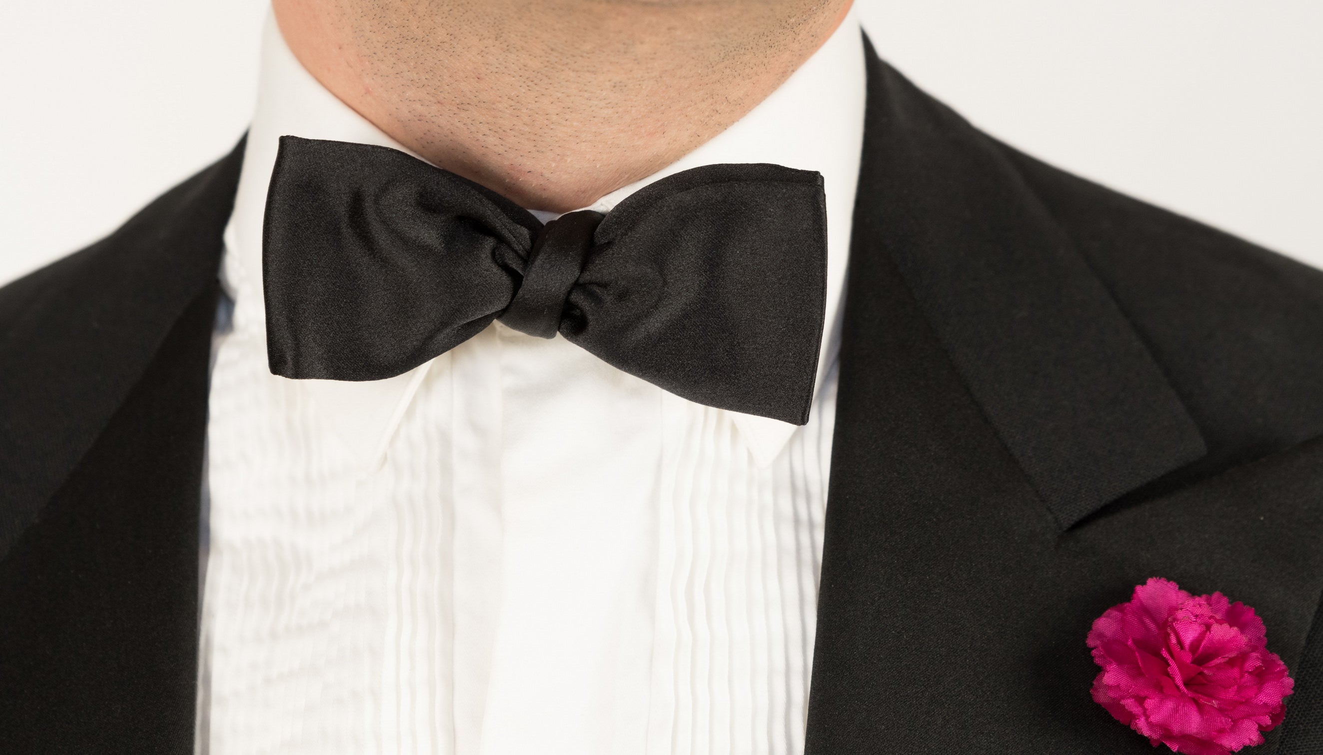 Black Batwing Silk Satin Bow Tie Sized Self Tie Fort Belvedere black-batwing-silk-satin-bow-tie-sized-self-tie-fort-belvedere