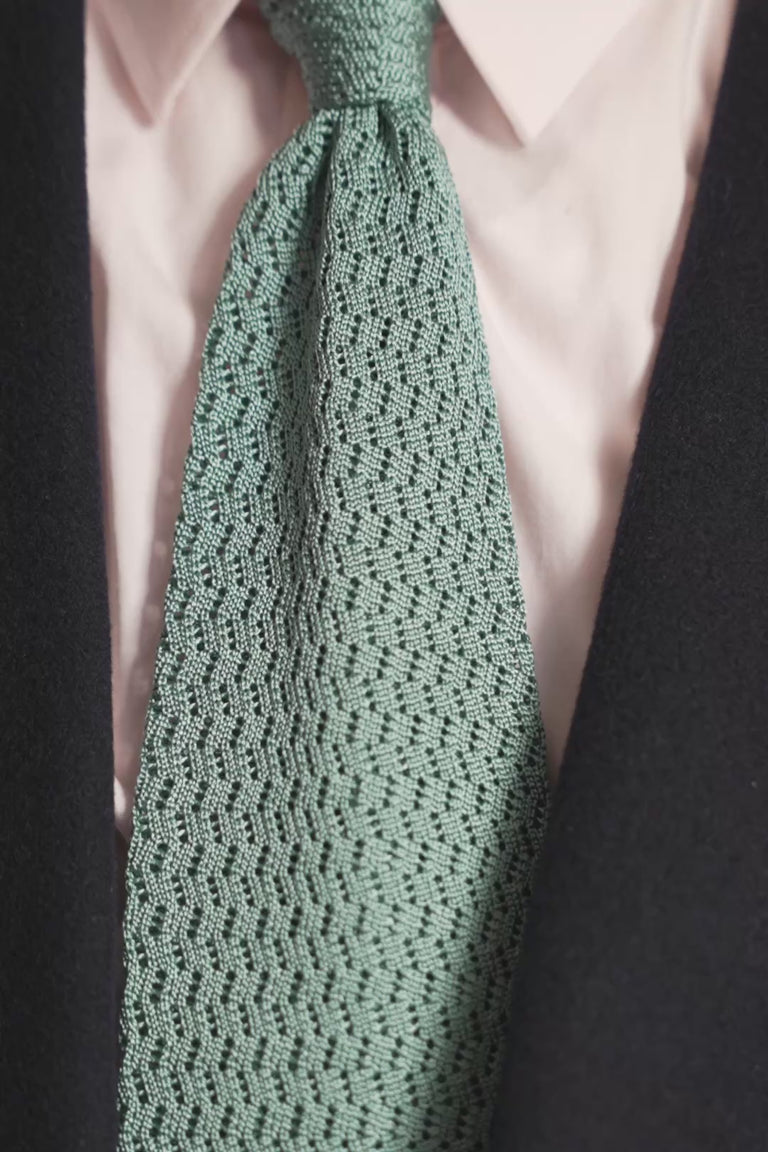 Loop video of Brazilian Blue Cactus Zigzag Silk Knit Tie