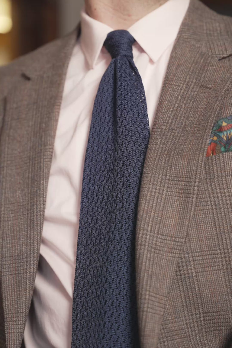 Navy Blue Zigzag Silk Knit Tie looping video