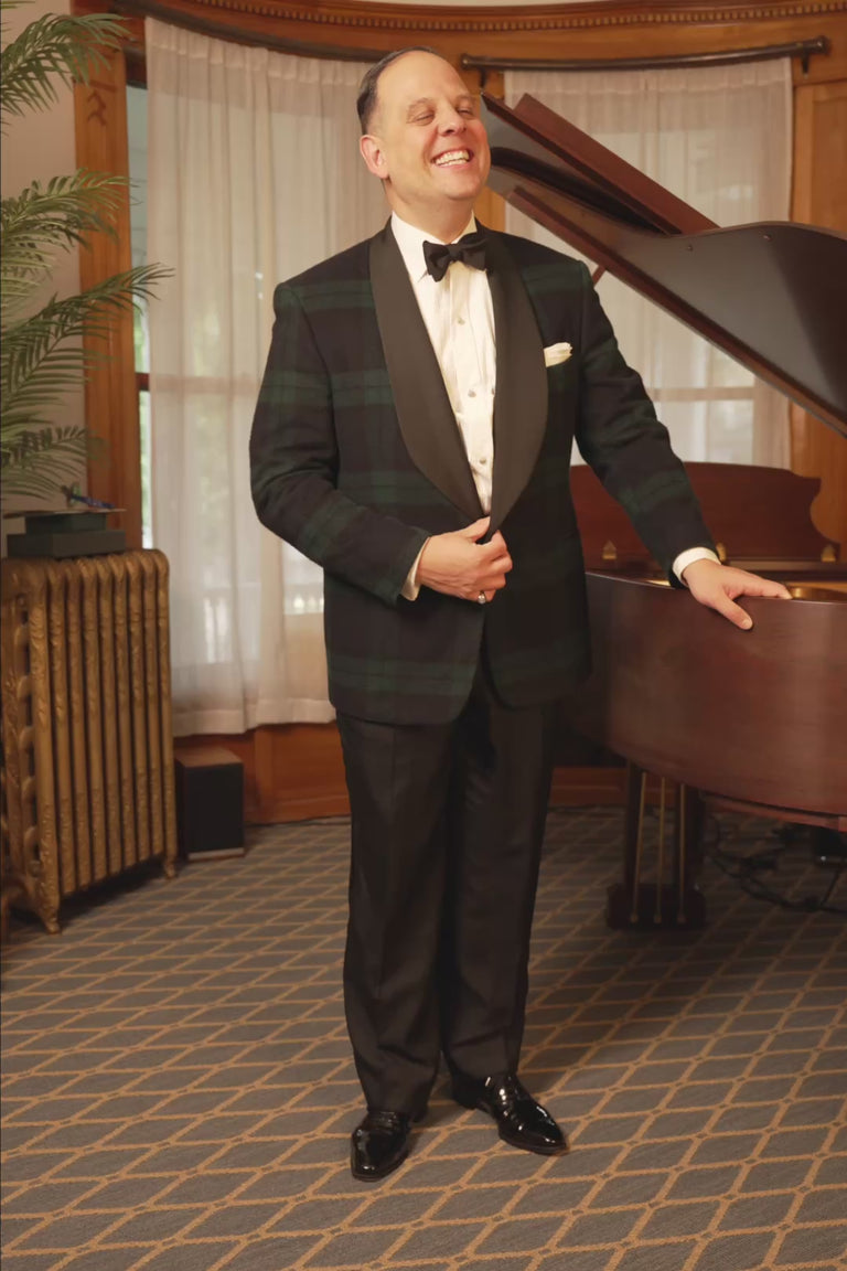 Looping video clips of a man in black tie
