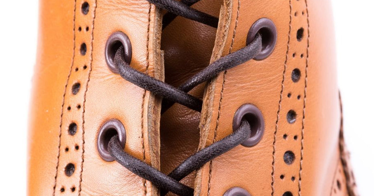 Round Dark Brown Waxed Cotton Bootlaces