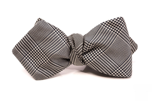 Fort Belvedere Sized Black and White Bow Ties